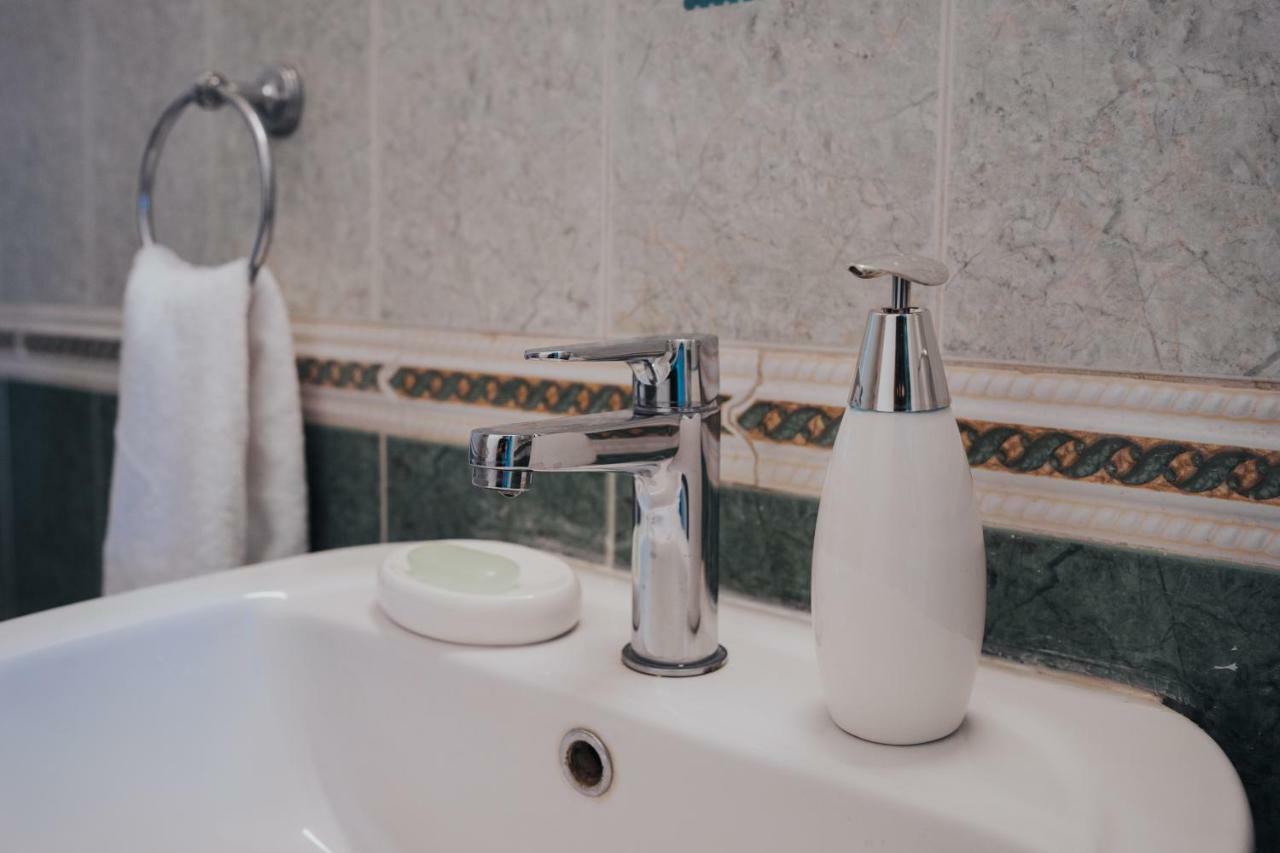 Just A Seaview Apt. * Top Location * City Center * Limassol Ngoại thất bức ảnh